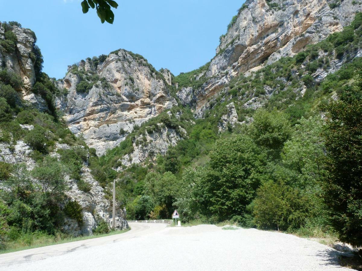 La Clairiere Βίλα Pierrelongue Εξωτερικό φωτογραφία