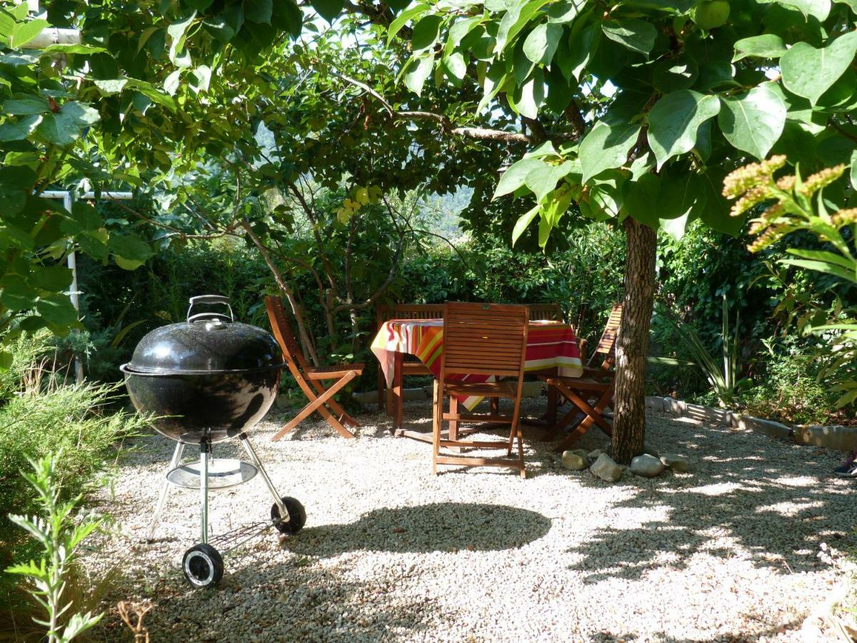 La Clairiere Βίλα Pierrelongue Εξωτερικό φωτογραφία